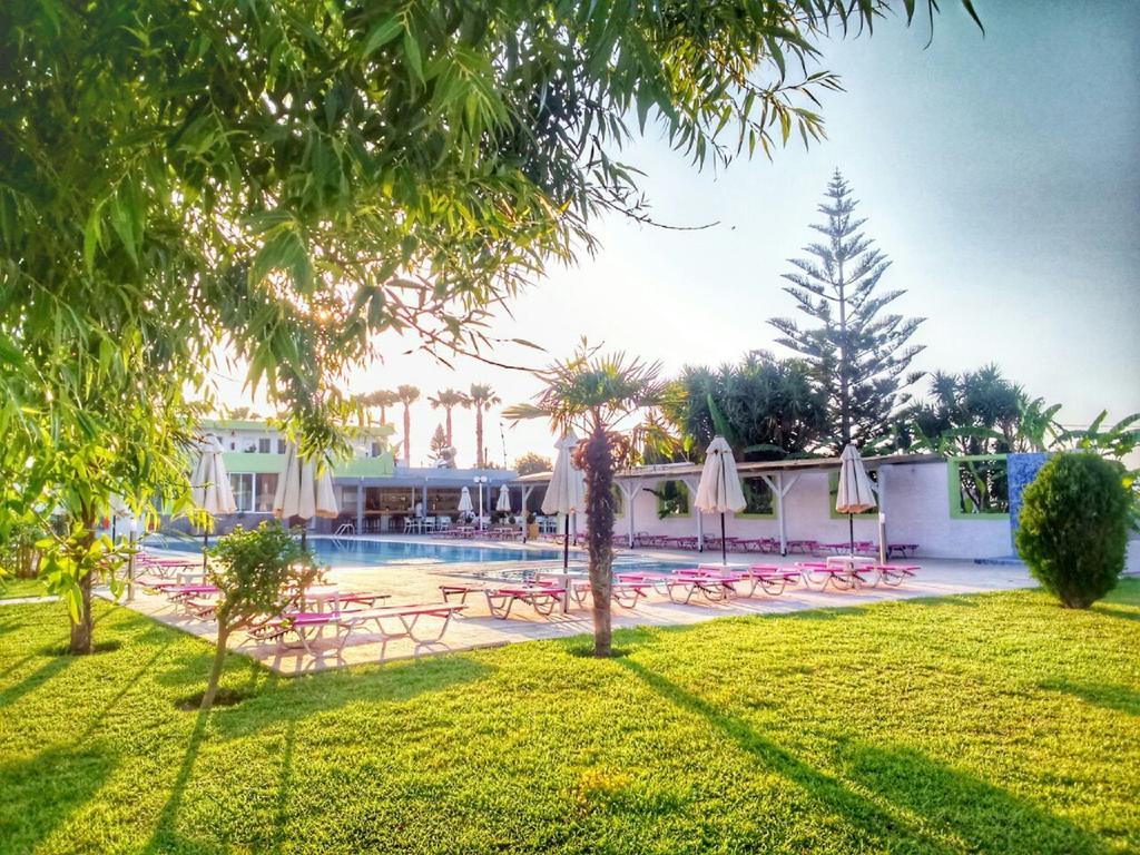 Giakalis Aparthotel Мармарі Екстер'єр фото