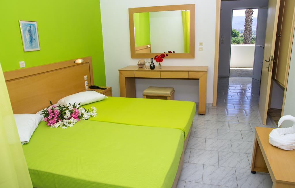 Giakalis Aparthotel Мармарі Екстер'єр фото